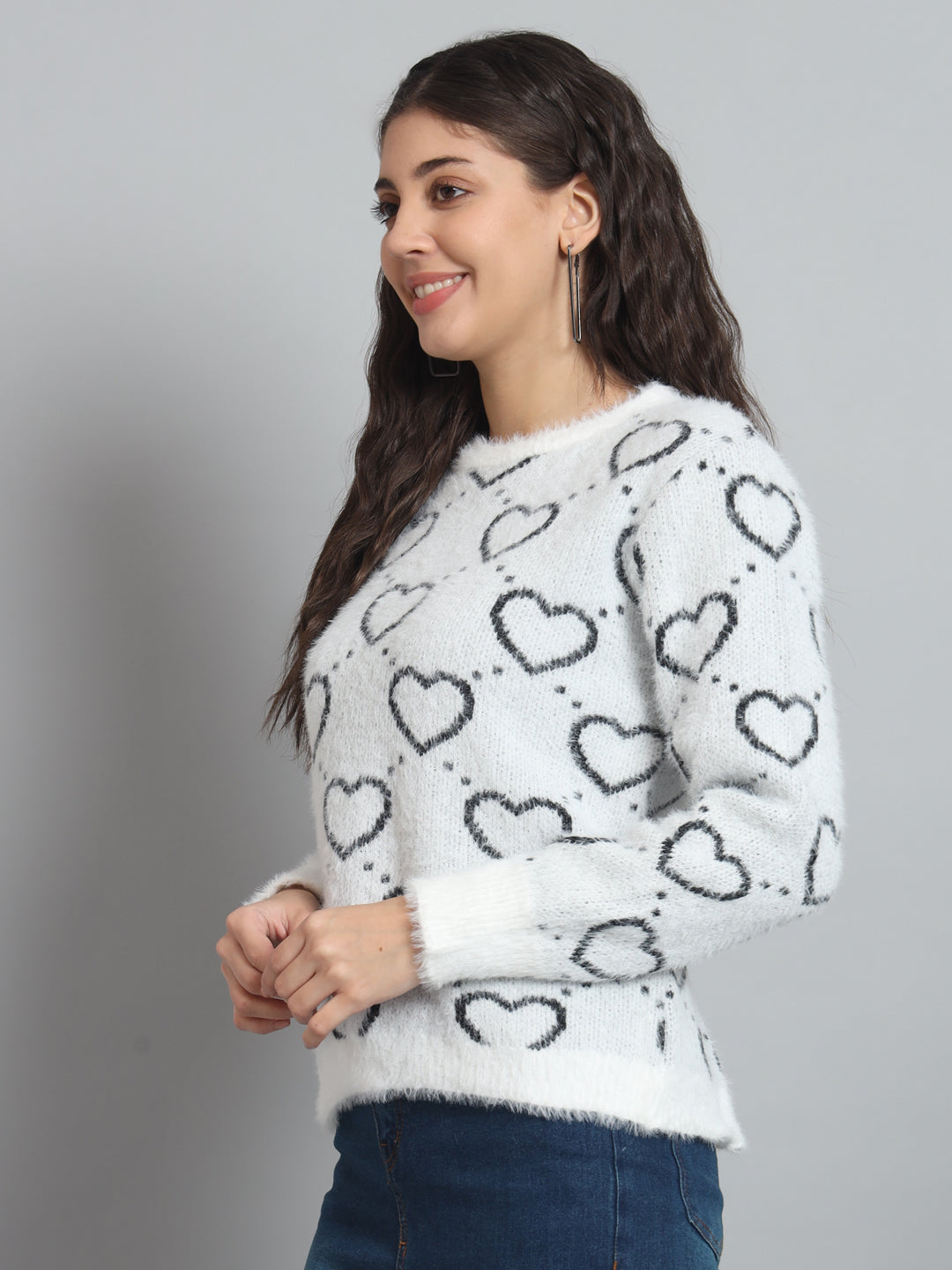 BROOWL Women's heart Sweater