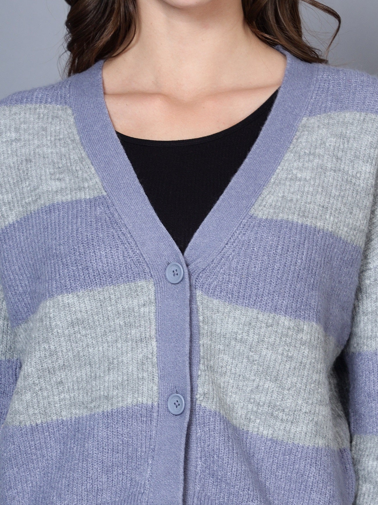 BROOWL Women's V-Neck Striped Woollen Sweater