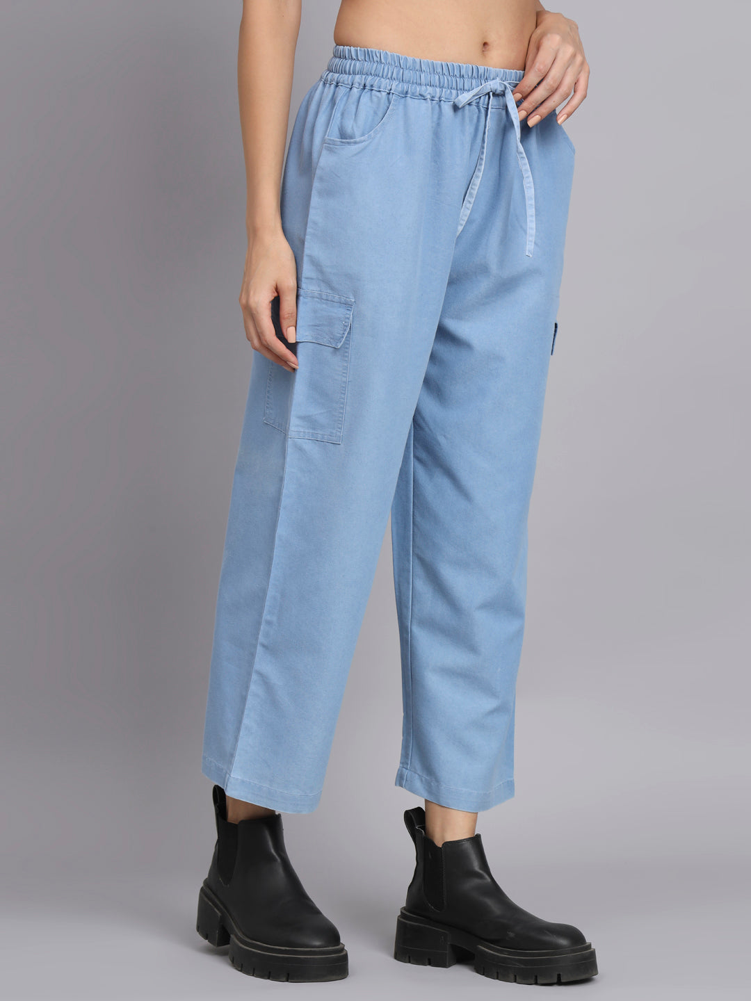 Broowl Blue Solid Loose Fit Jeans