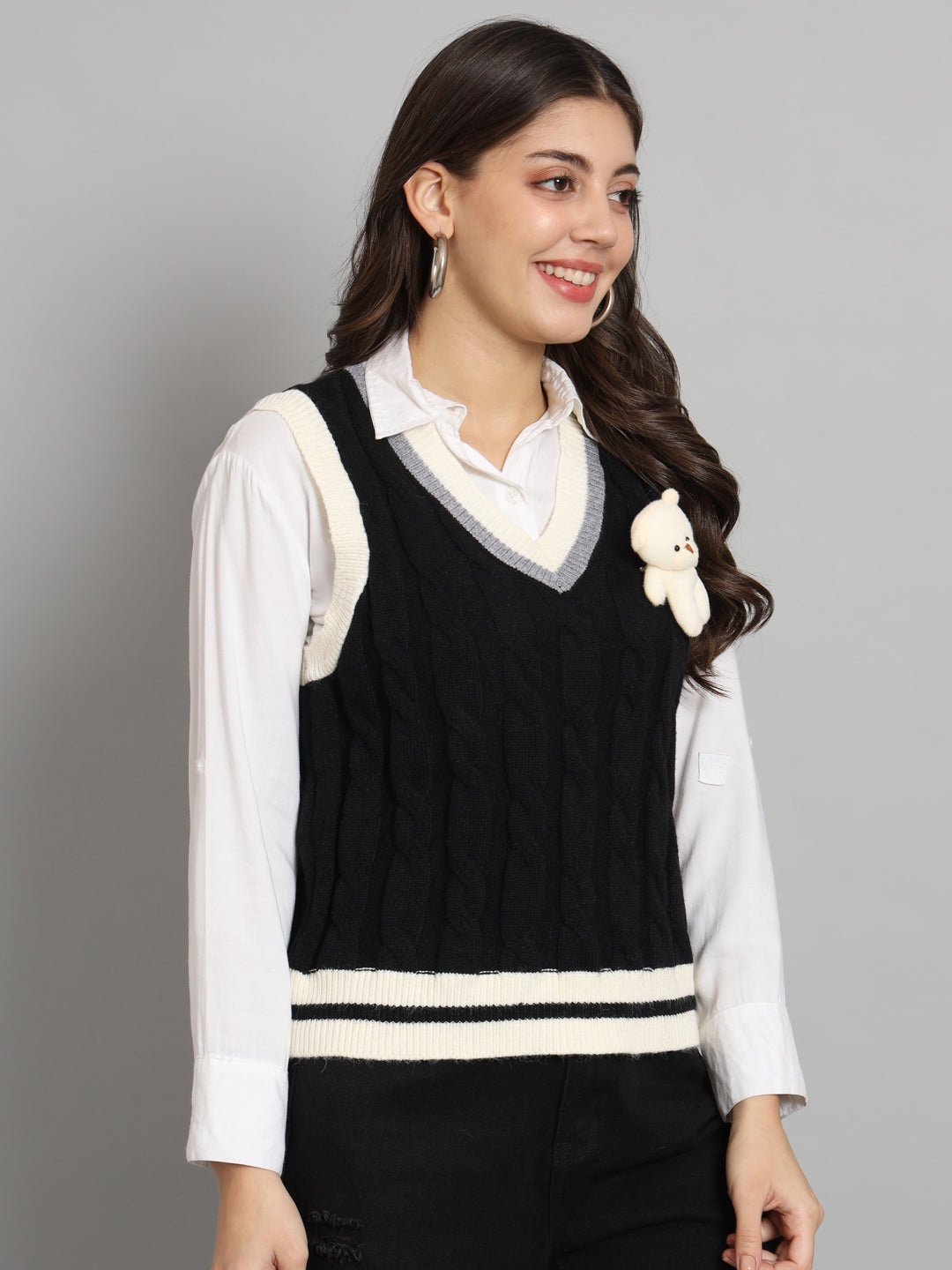 BROOWL Women's V-Neck Sweater.