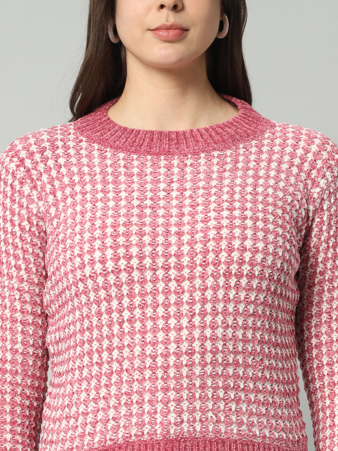 BROOWL Women Peach-Coloured Checked Woollen Pullover