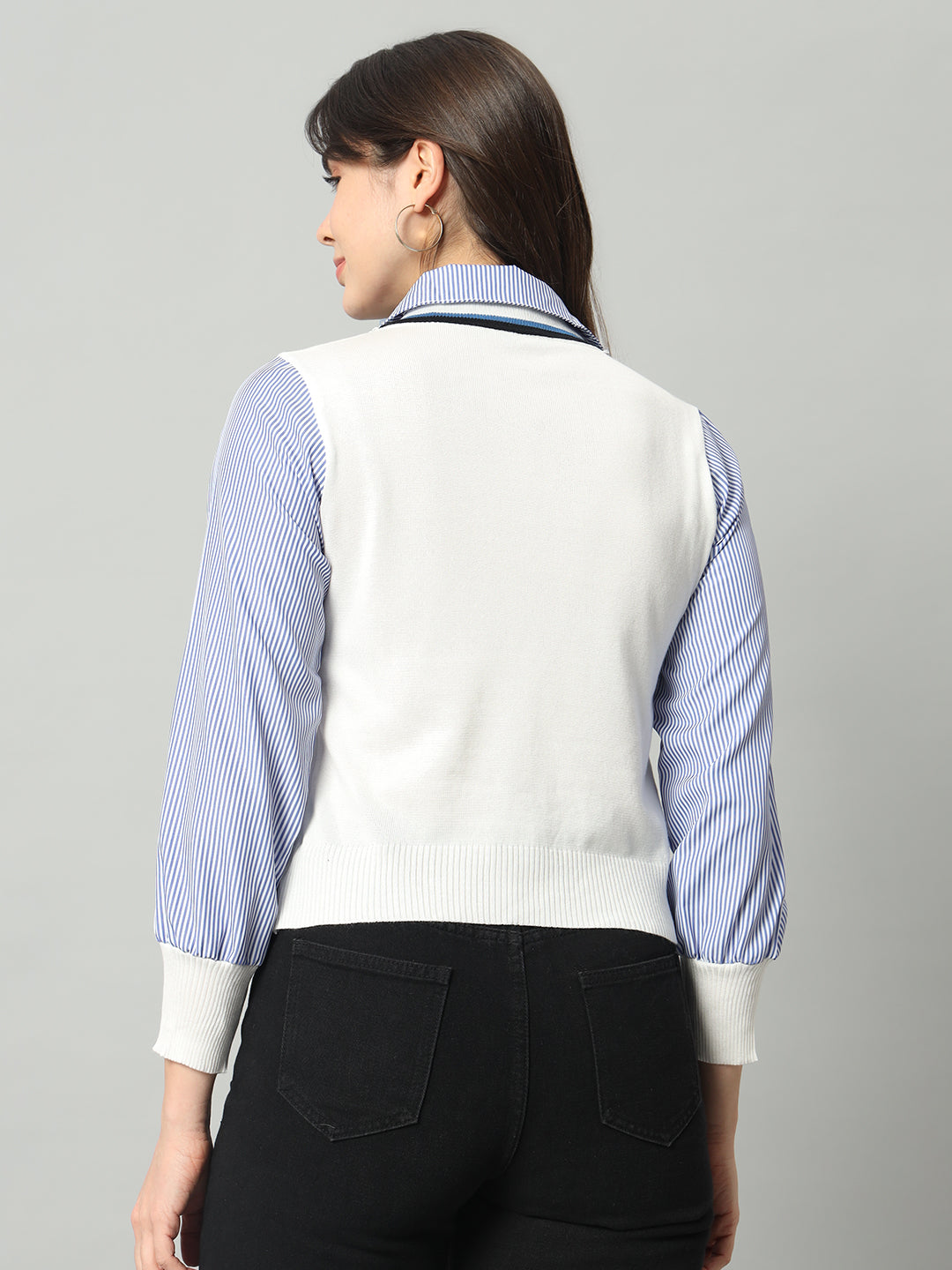 BROOWL Women White & Blue Woollen Sweater Vest