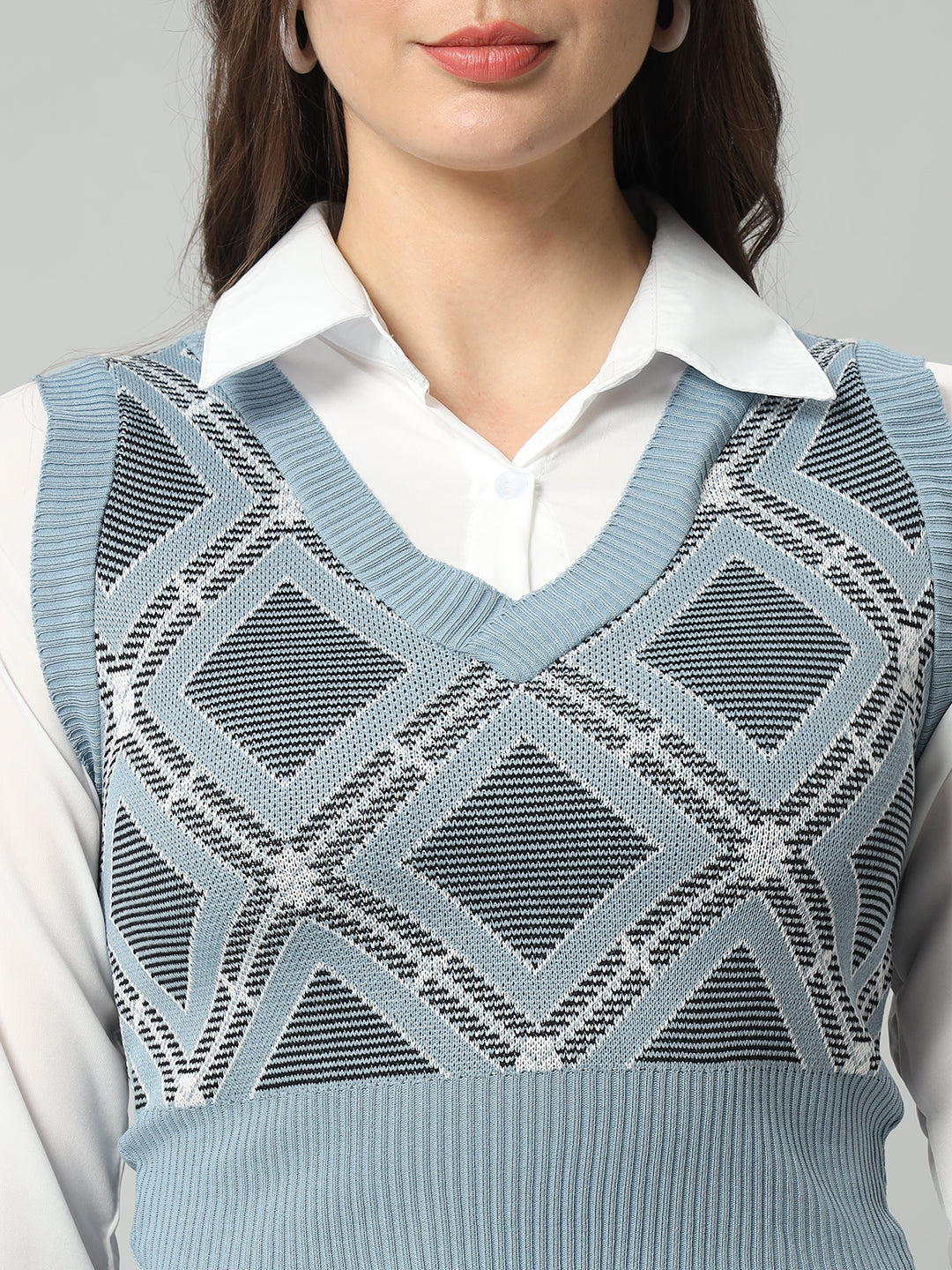 BROOWL Women Blue & White Woollen Sweater Vest