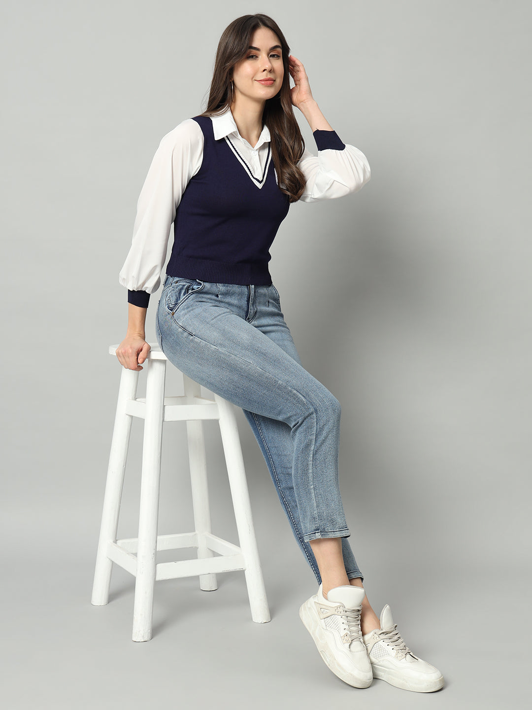 BROOWL Women Blue & White Woollen Sweater Vest