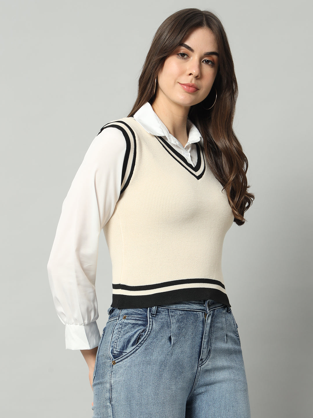 BROOWL Women Beige & White Woollen Sweater Vest