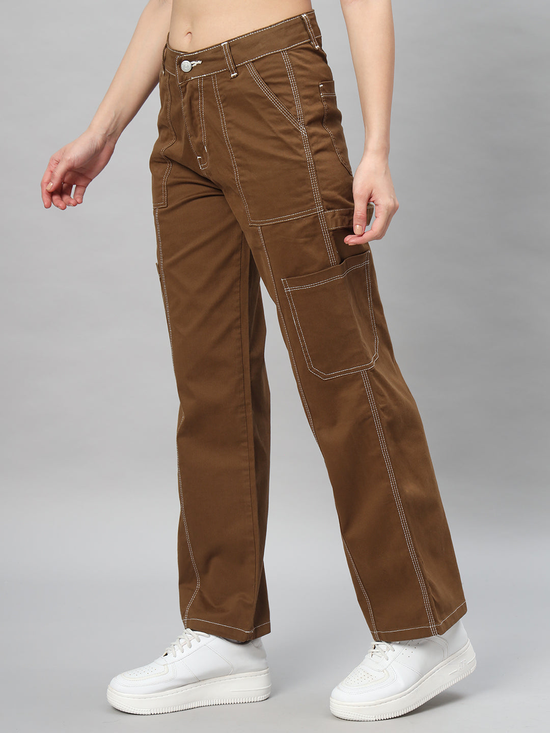 BROOWL Women Relaxed Straight Fit High-Rise Cargos Trousers