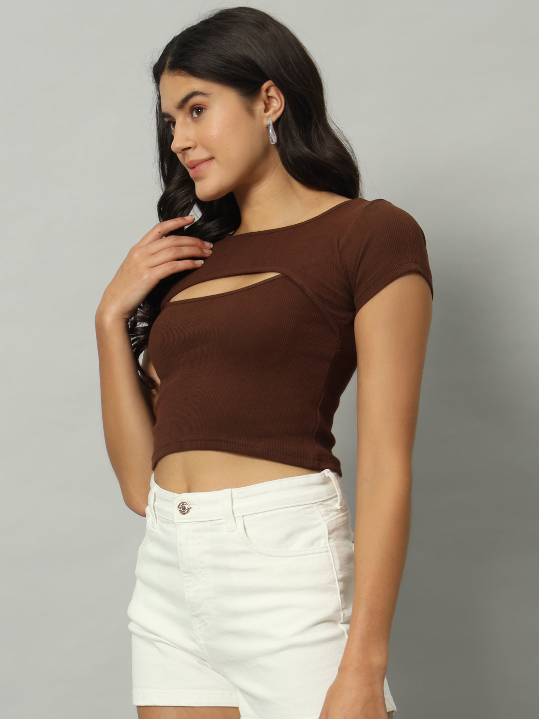 BROOWL Women's Round Neck Cut Out Fitted Crop Top