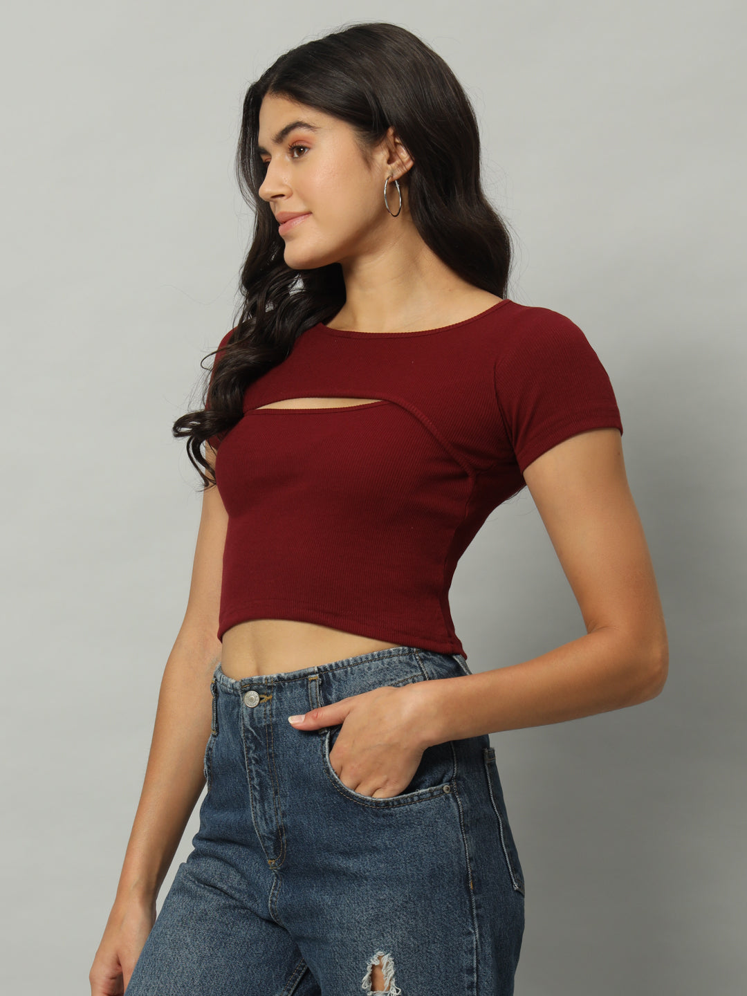 BROOWL Women's Round Neck Cut Out Fitted Crop Top