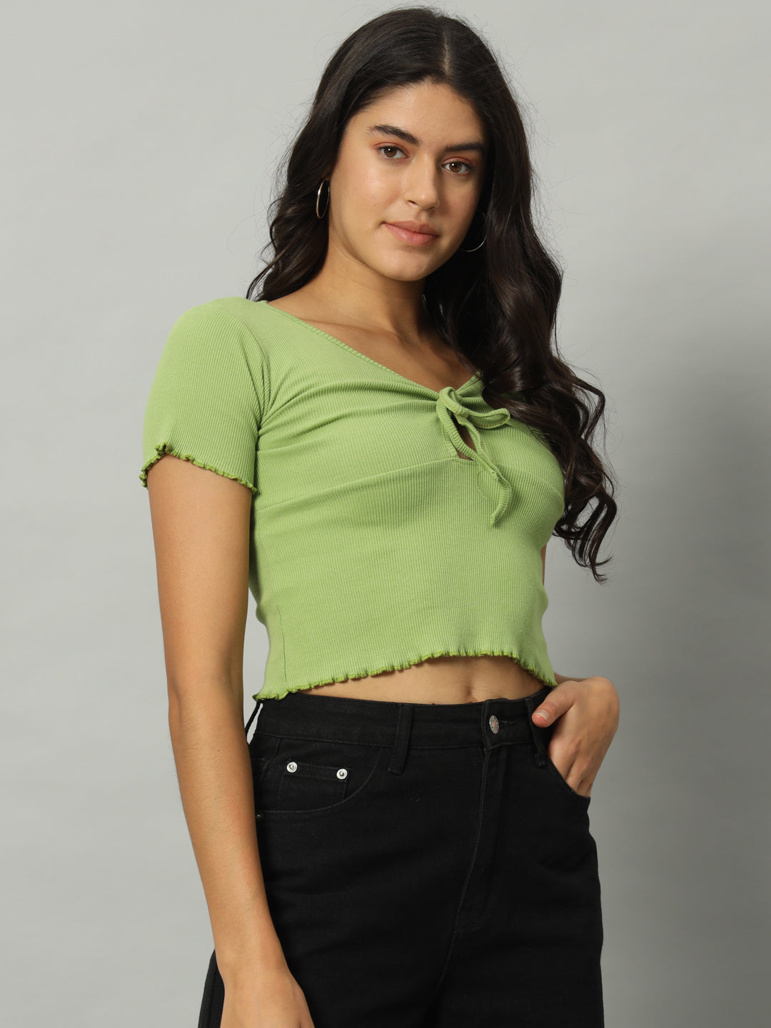 BROOWL Women's V-Neck Tie Front Lettuce Trim Fitted Crop Top